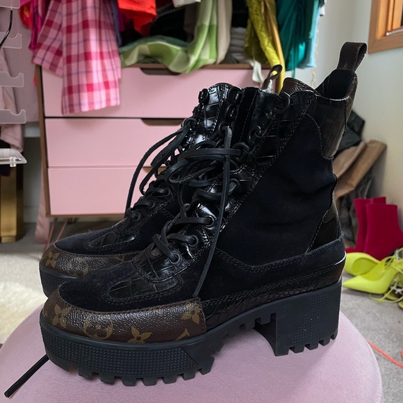 ❤️🔥❗️ LOUIS VUITTON LAUREATE PLATFORM BOOT❤️🔥❗️ - Picture 3 of 5